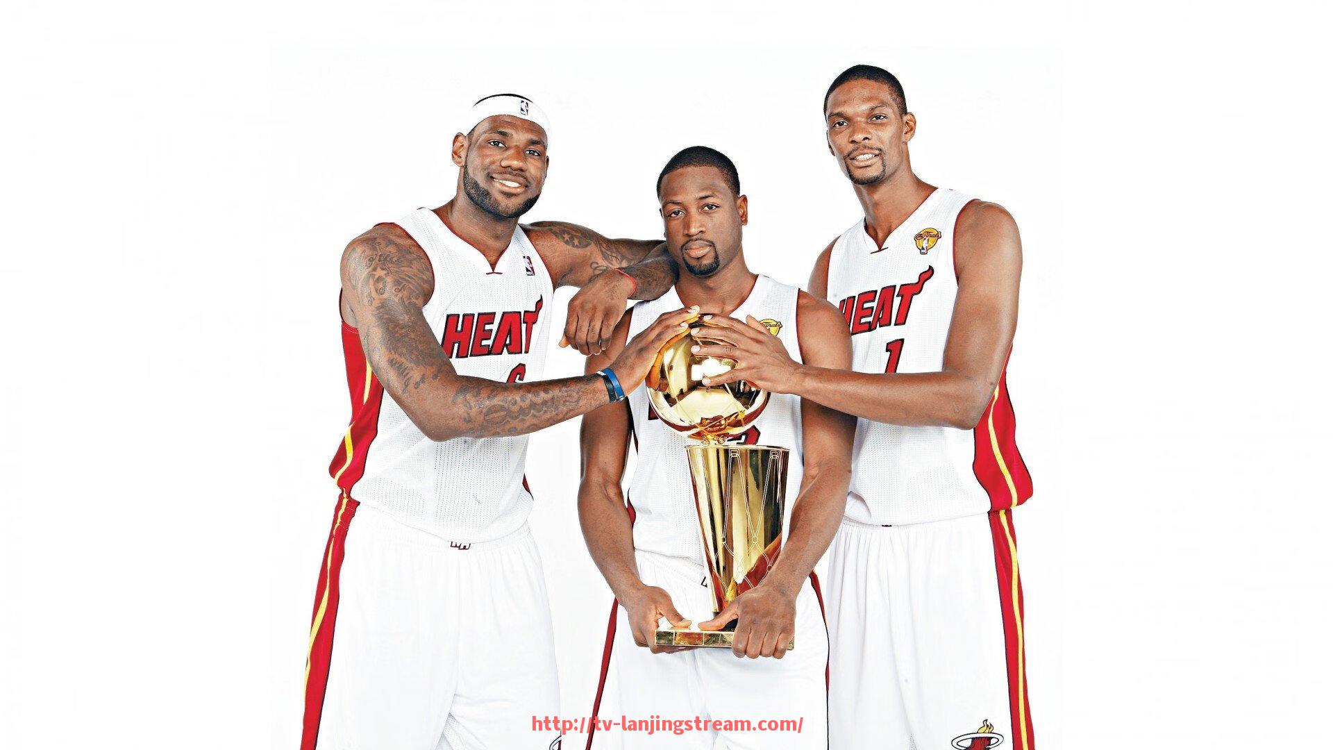 蓝鲸体育直播-最新火箭队比赛实况报道与数据统计